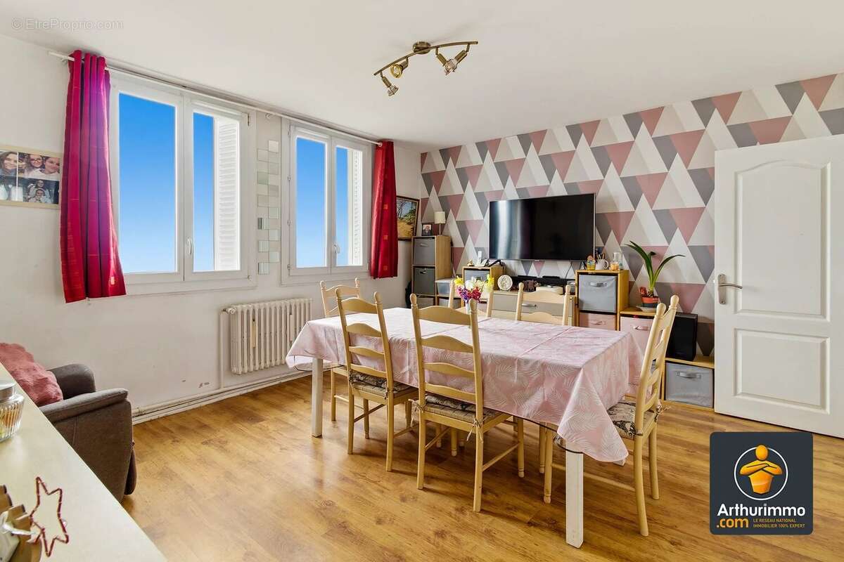 Appartement à LA MULATIERE