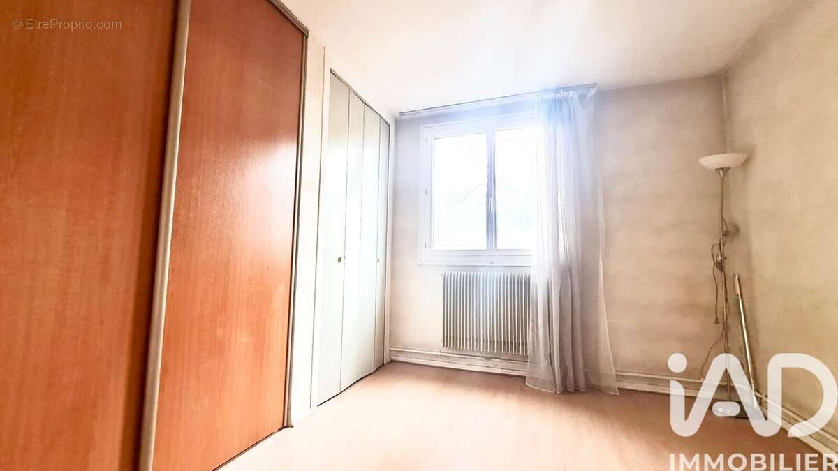 Photo 7 - Appartement à SAINTE-GENEVIEVE-DES-BOIS