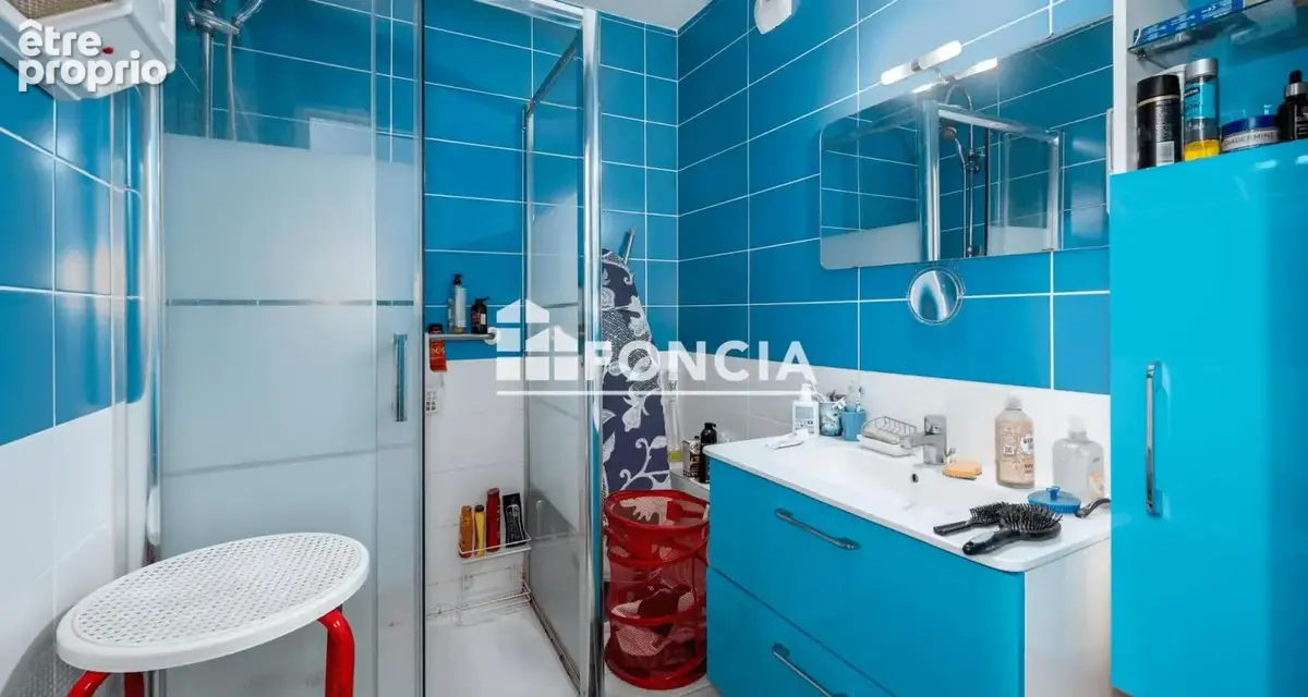 Appartement 3 pièces de 67m2 renové résidence Talma - photo 7