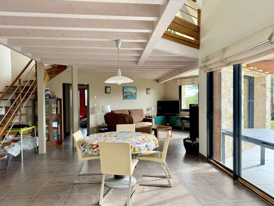 Maison à LARMOR-BADEN