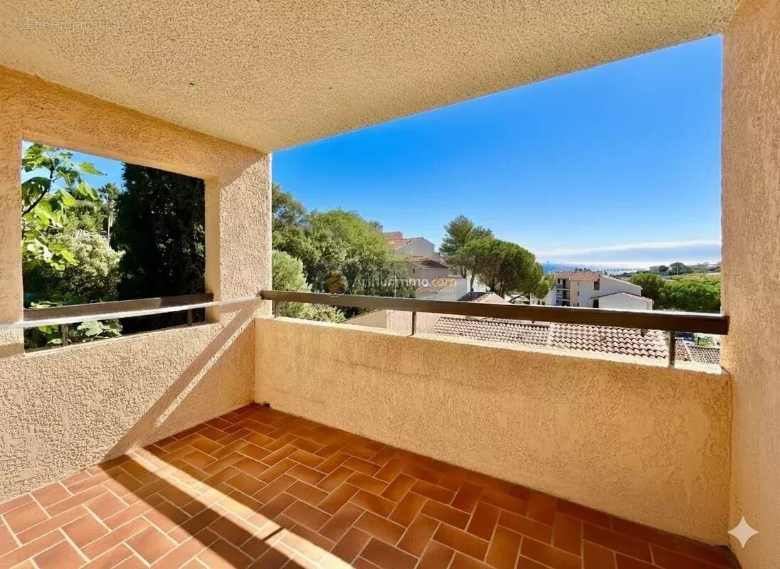 Appartement à LES ISSAMBRES