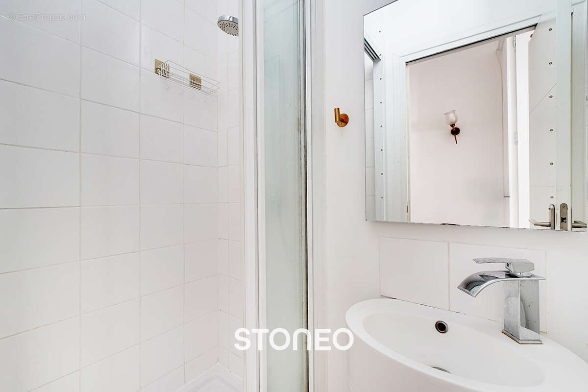 Appartement à PARIS