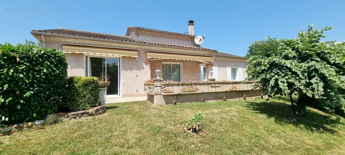 Maison  plain pied de 2000 avec piscine - photo 3