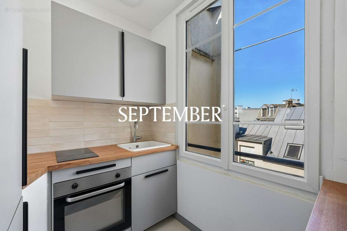 Appartement à PARIS-12E