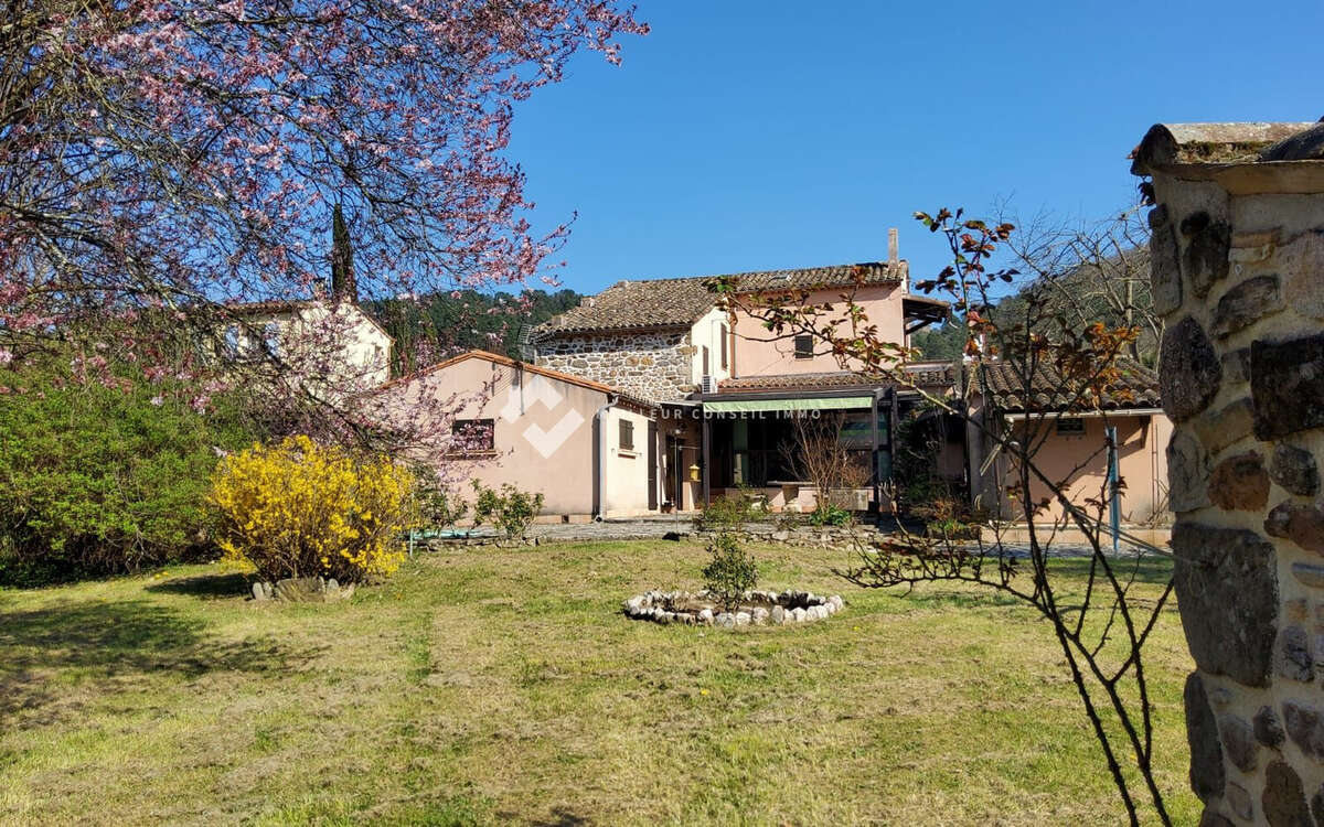 Maison 138 m² à Gagnieres  - photo 5