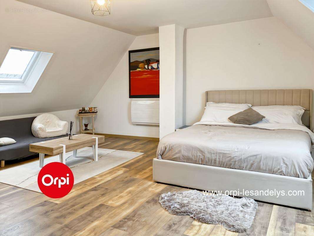 Maison à SAINT-CLAIR-SUR-EPTE