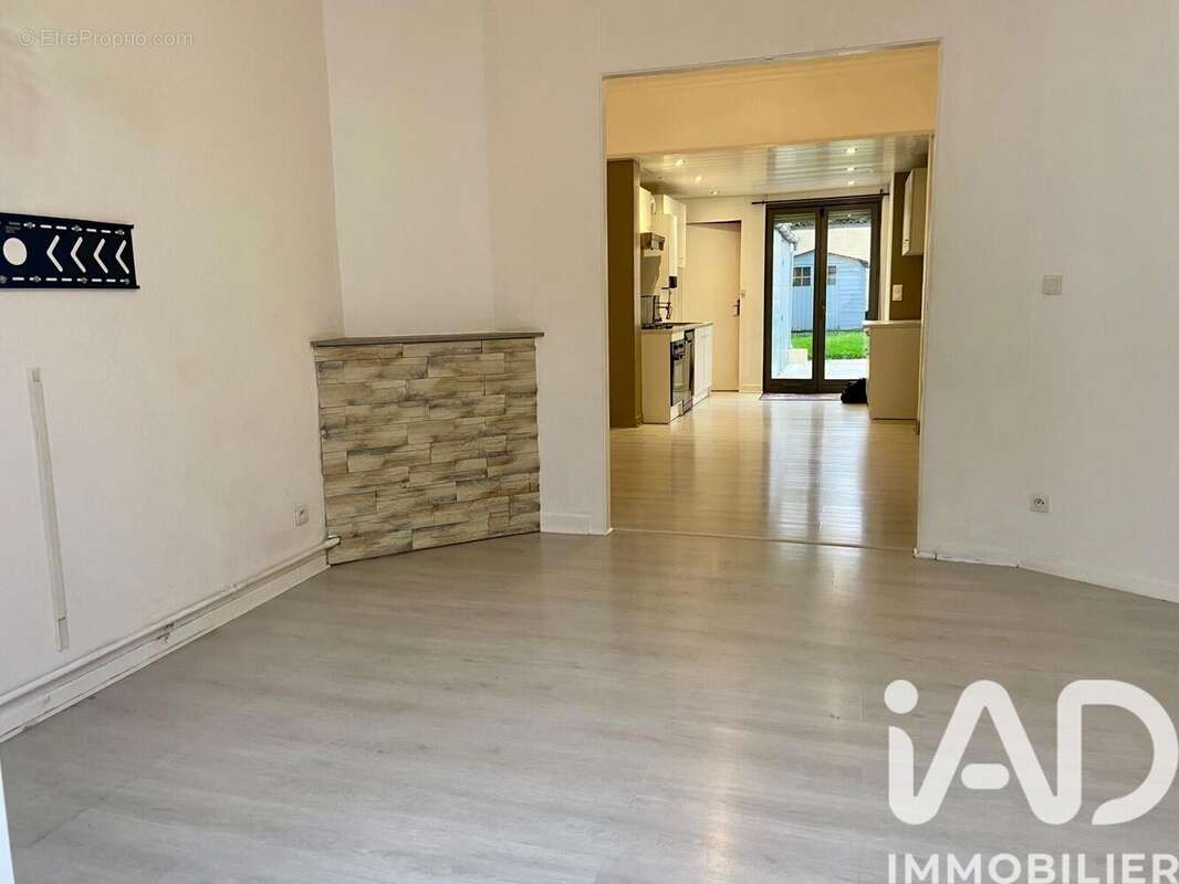 Photo 4 - Maison à SAINT-QUENTIN