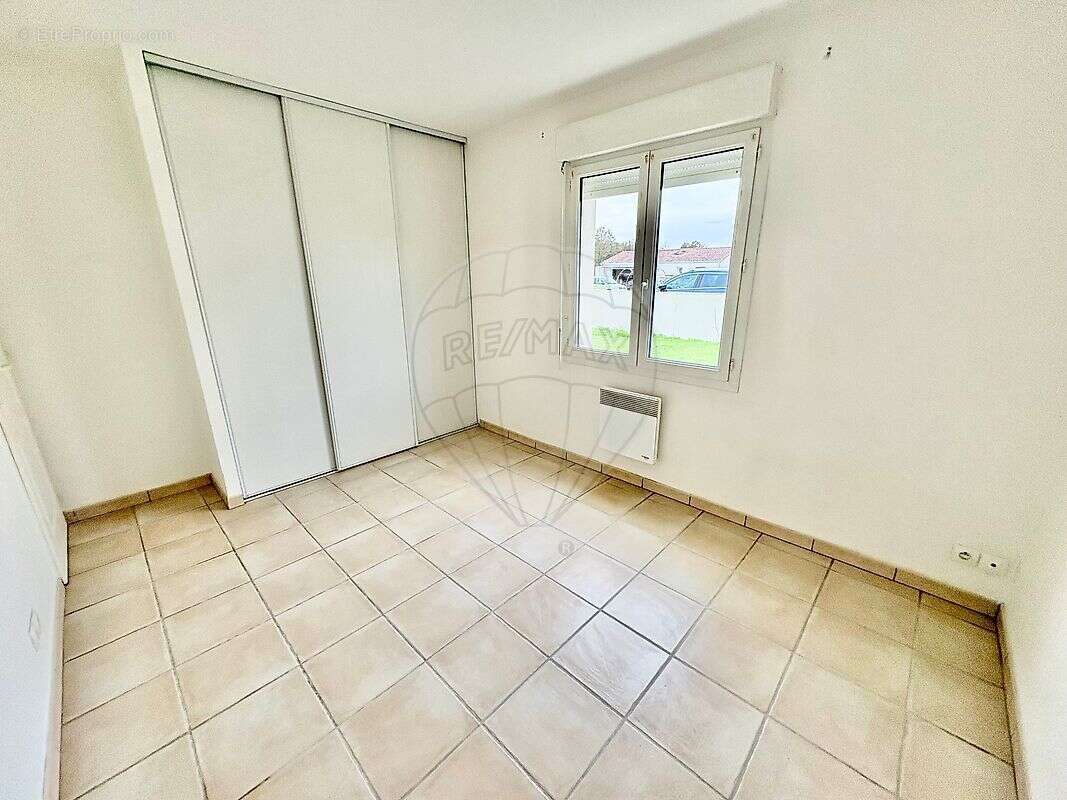 Maison à BEURLAY