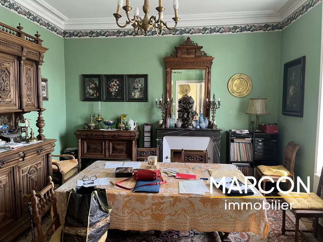 Maison à AUBUSSON