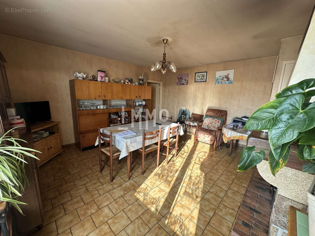 Maison à SAINT-CALAIS