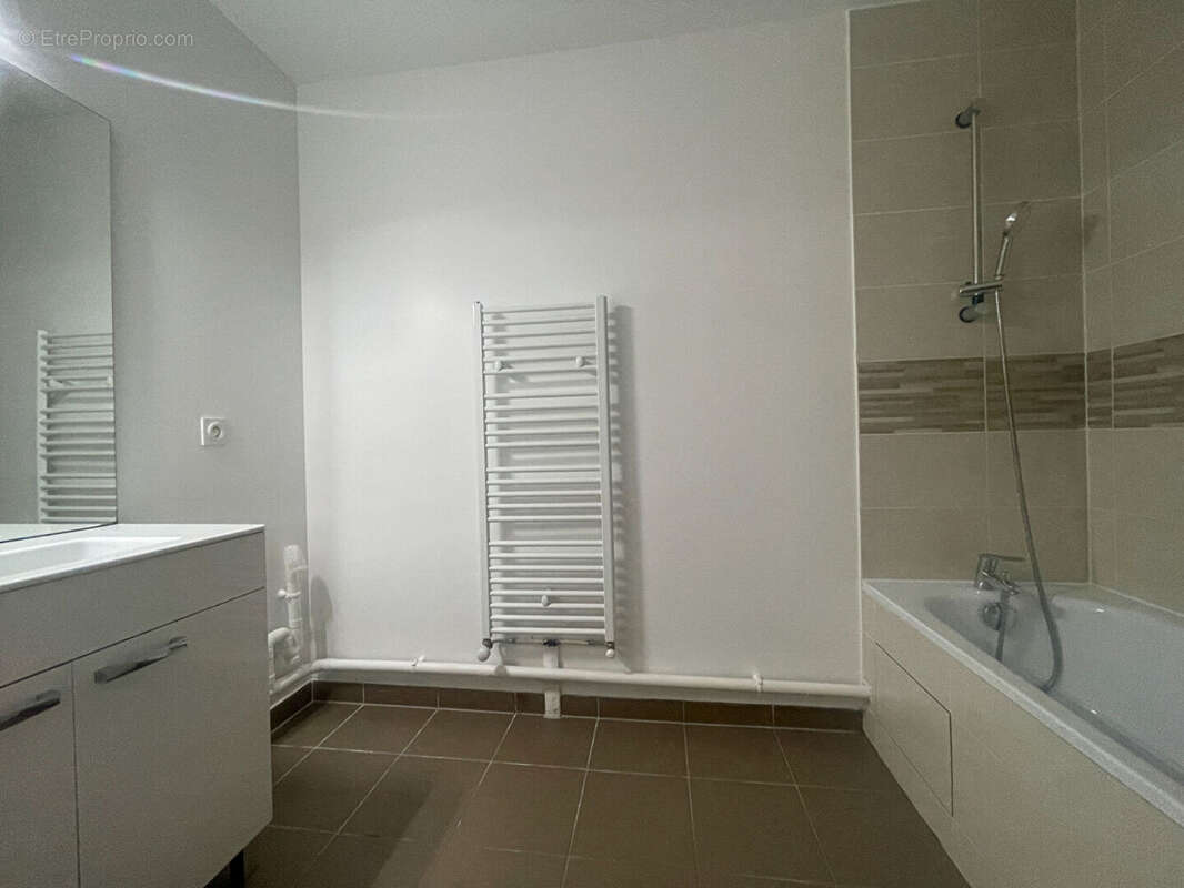 Appartement à SAINT-GRATIEN