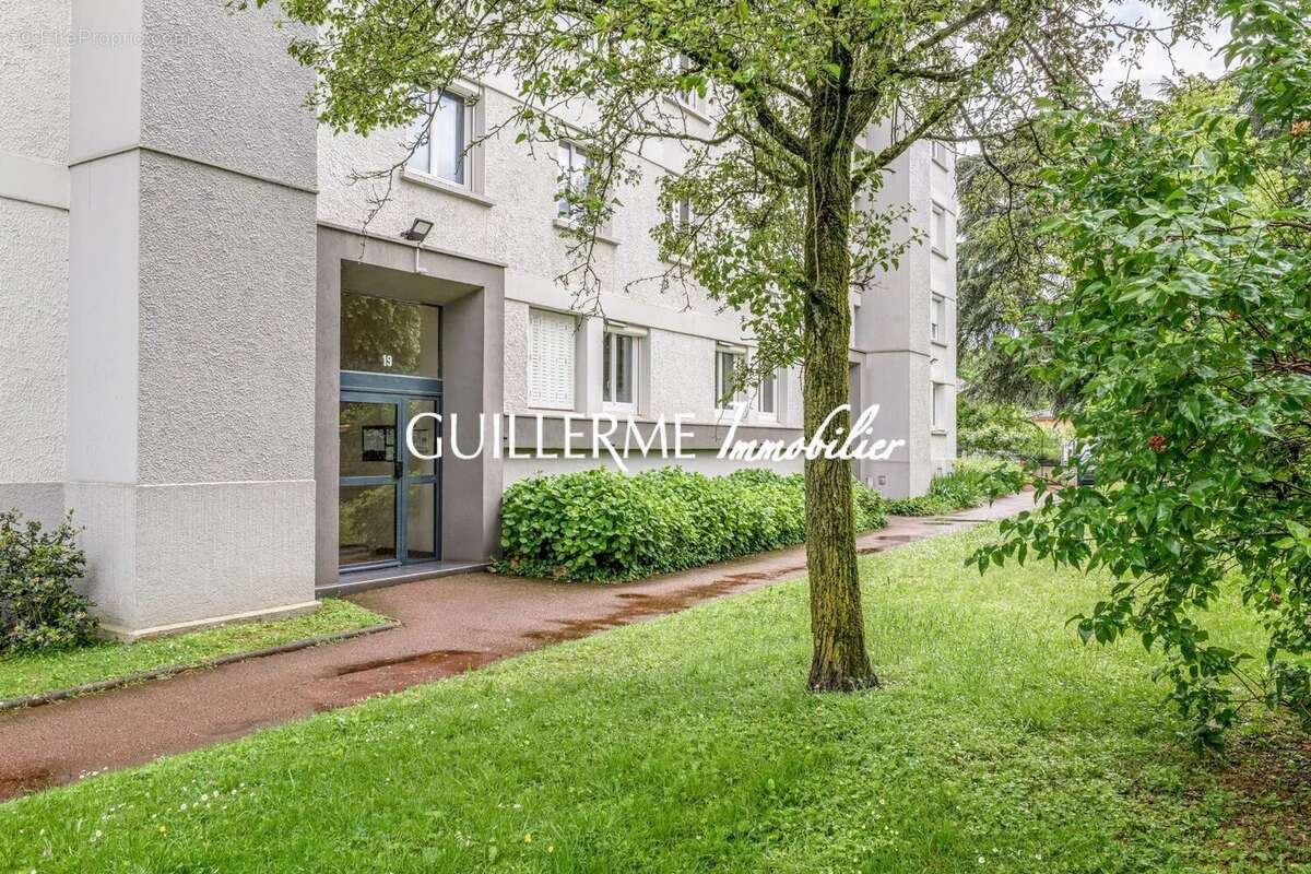 Appartement à CHAMPAGNE-AU-MONT-D'OR