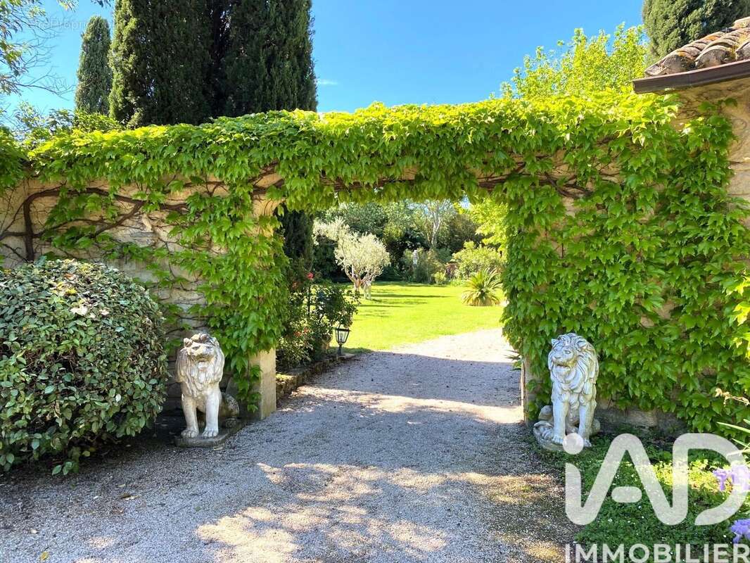 Photo 6 - Maison à L'ISLE-SUR-LA-SORGUE