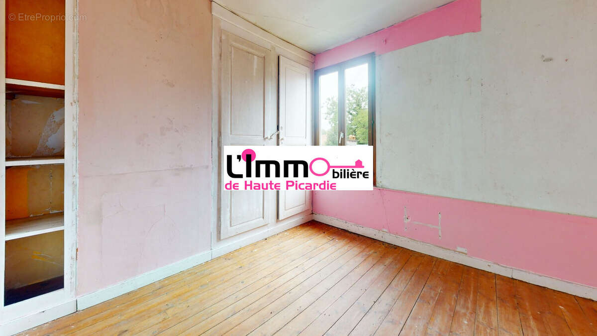 Appartement 223 m² à Caix  - photo 3
