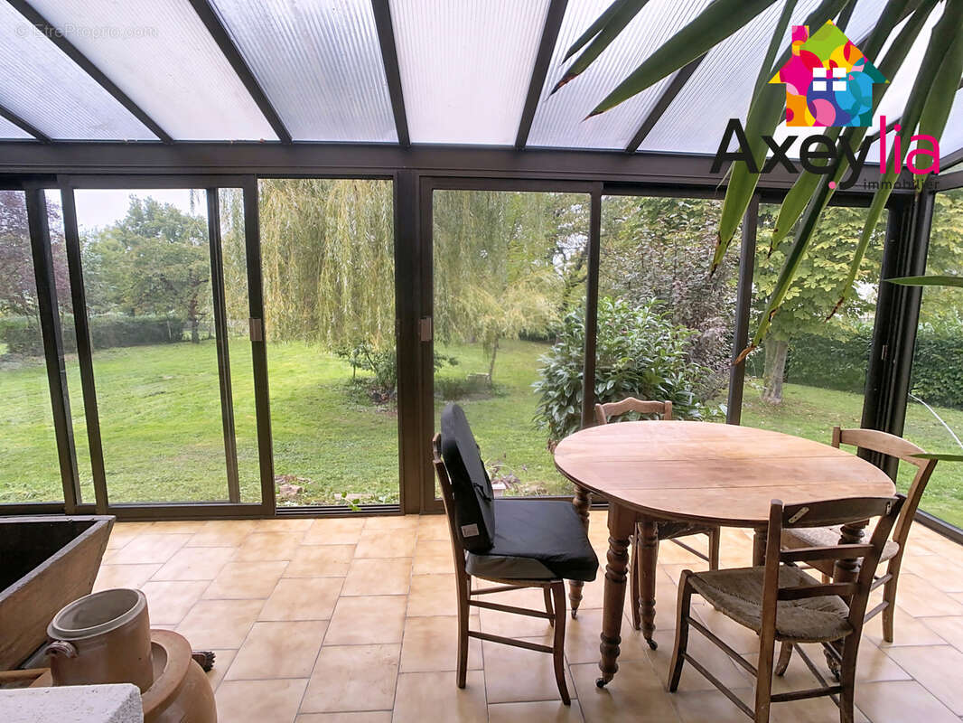 Maison à SAINT-ROMAIN-LA-MOTTE