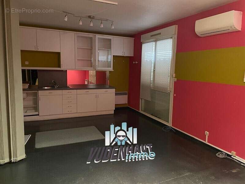 Commerce à VILLENEUVE-TOLOSANE