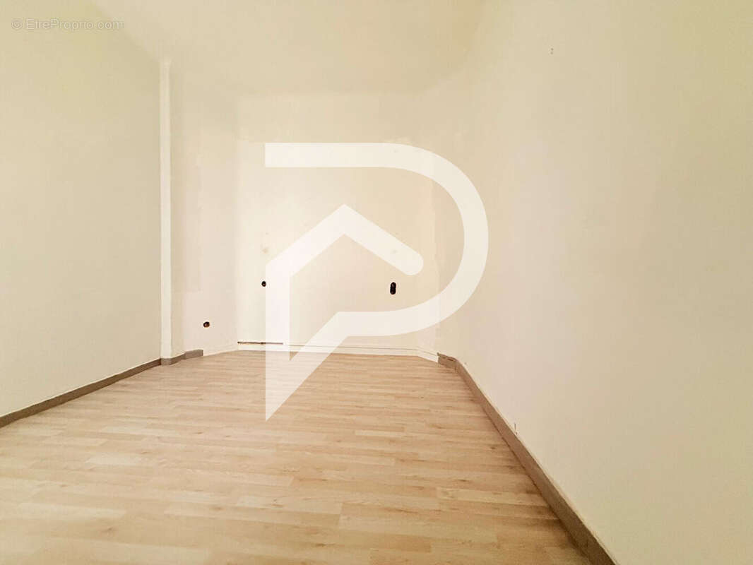 Appartement à MARSEILLE-7E