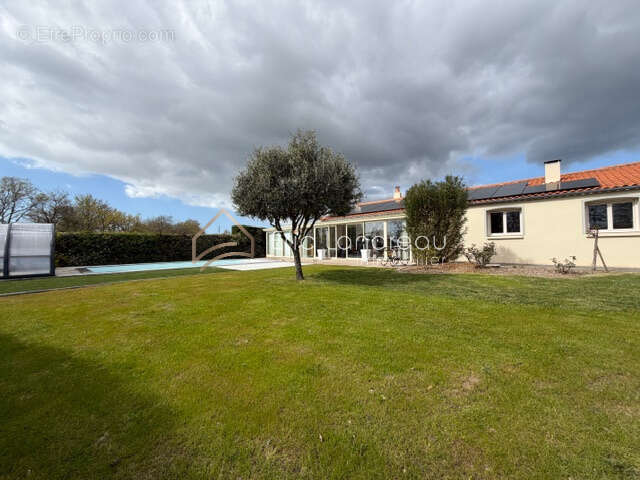 Maison à TALMONT-SAINT-HILAIRE