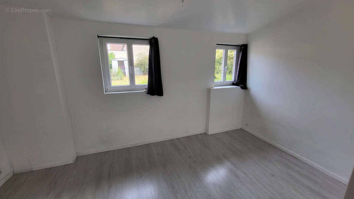 Maison à VILLIERS-SUR-SEINE