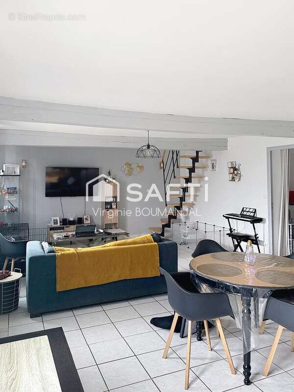 Photo 6 - Maison à HORNOY-LE-BOURG