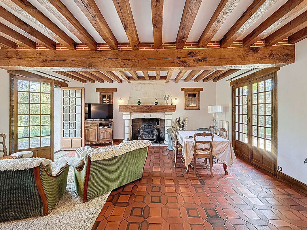 Maison à CELLETTES