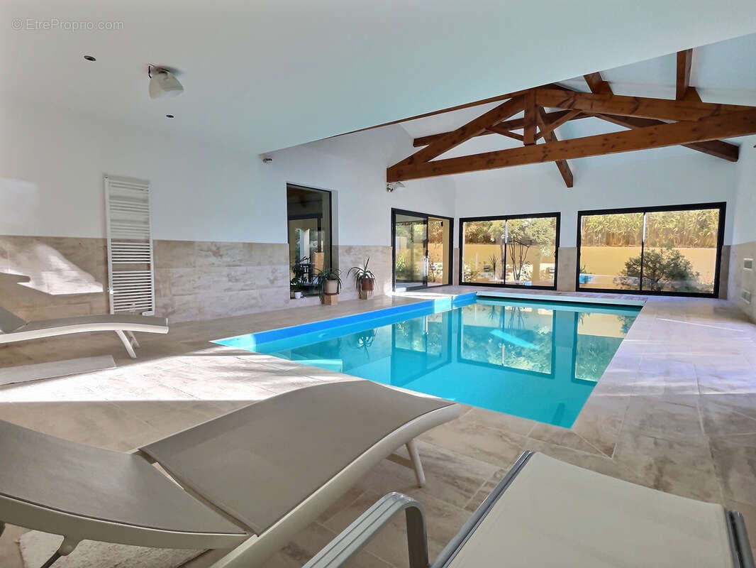 Maison à COLOMBIERS