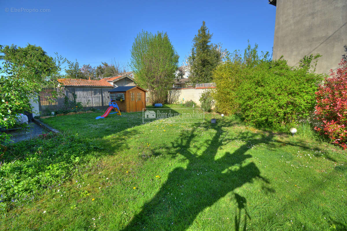 Maison à SAVIGNY-SUR-ORGE