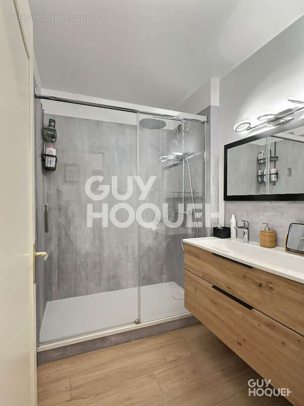 Appartement à LYON-5E