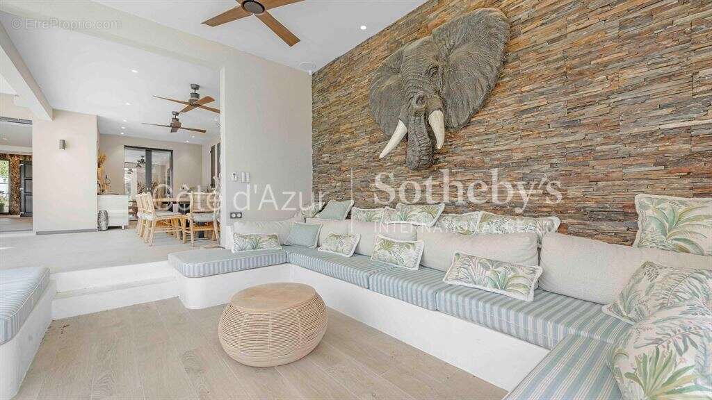Villa contemporaine à Sainte-Maxime à 300m des plages du golfe de Saint-Tropez - photo 19