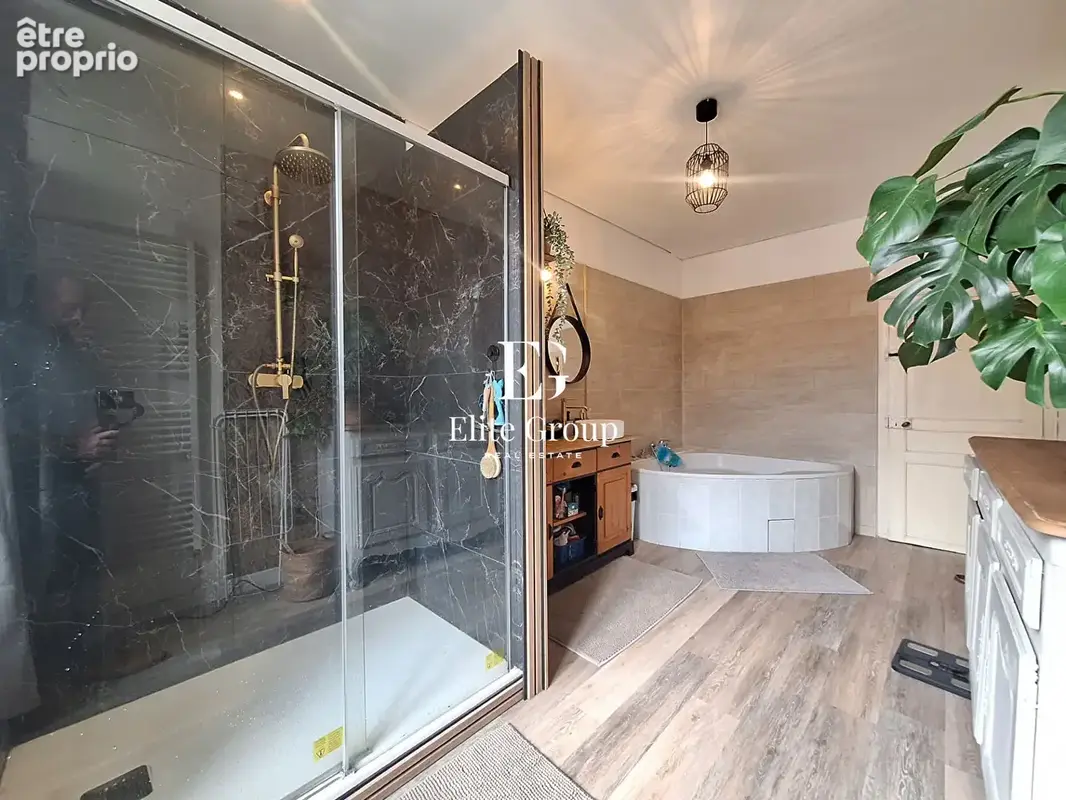 A vendre maison de ville Châteauneuf Sur Charente 10 pièces 272m² - photo 10