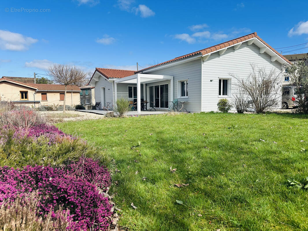 Maison à VISCOMTAT