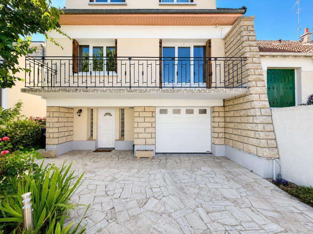 Maison à ORMESSON-SUR-MARNE