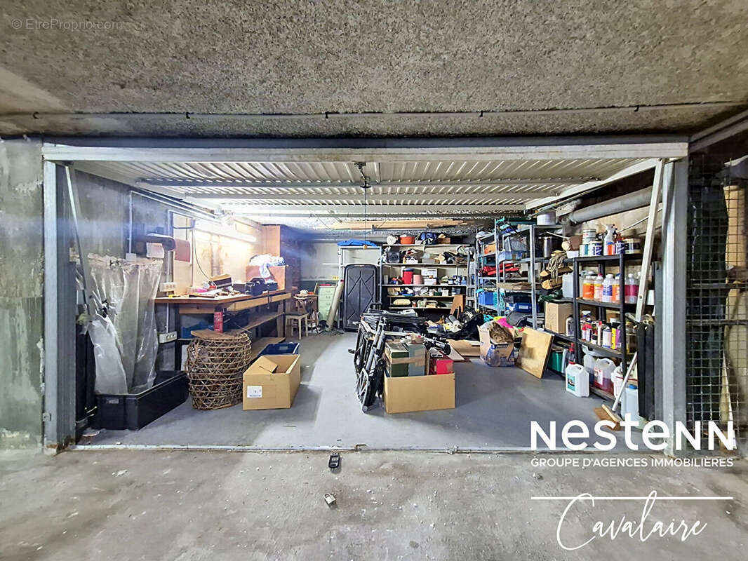 Parking à CAVALAIRE-SUR-MER