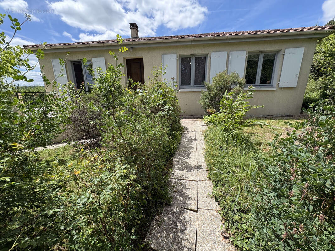 Maison à TRELISSAC