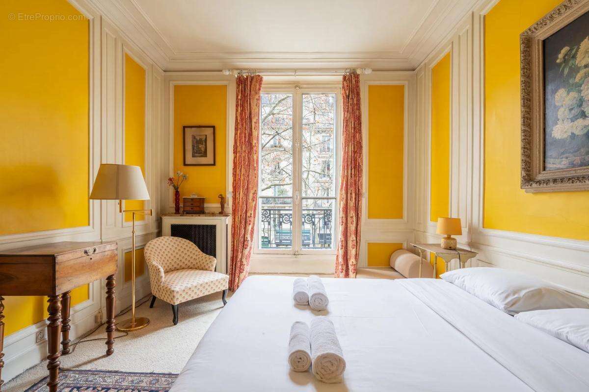 Appartement à PARIS-11E