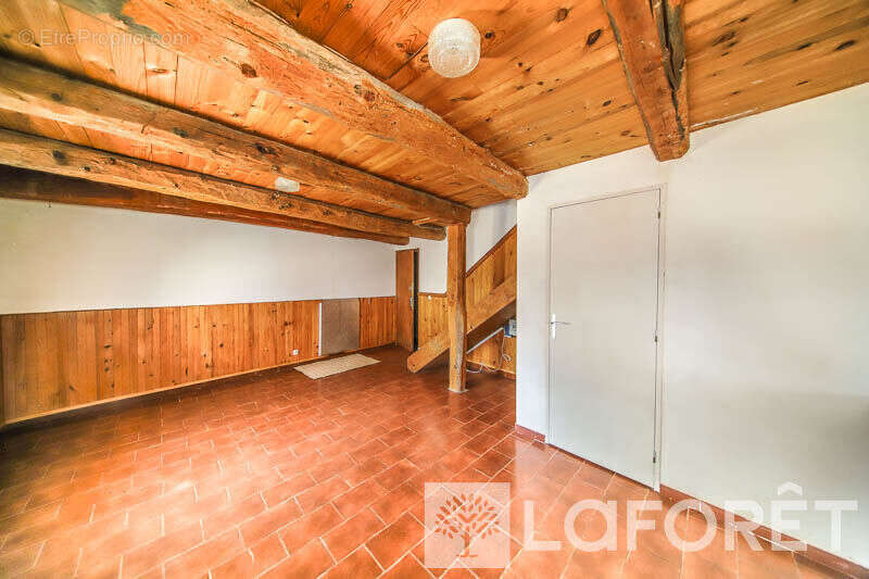 Appartement à RISOUL