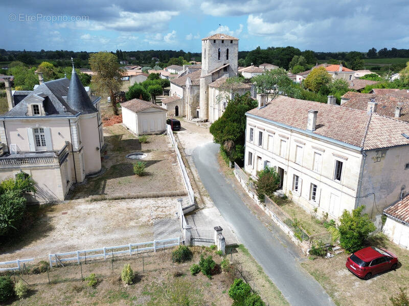 Maison à MOULIS-EN-MEDOC