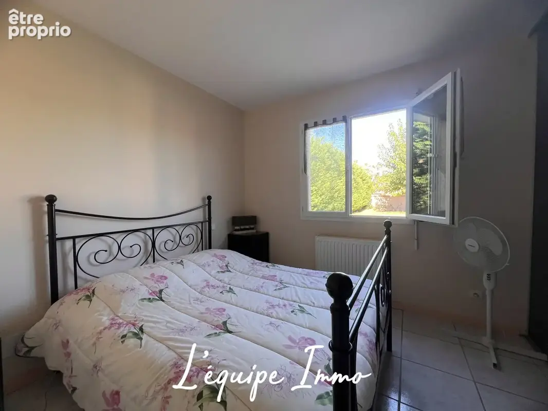 Villa plain pied t6 avec piscine - photo 8