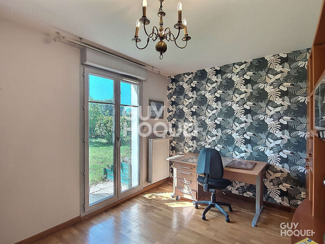 Appartement à CRAPONNE