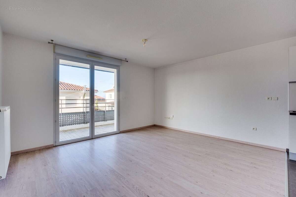 Appartement à SAINT-ORENS-DE-GAMEVILLE