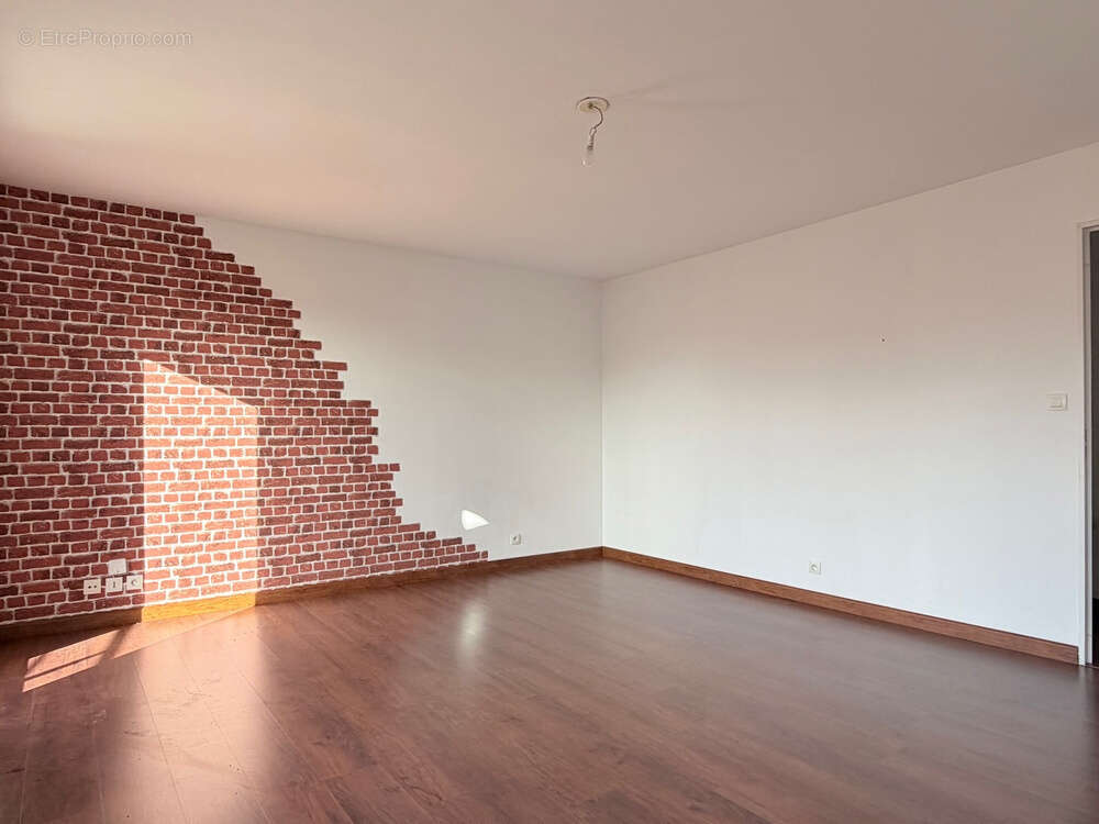 Appartement à MORDELLES