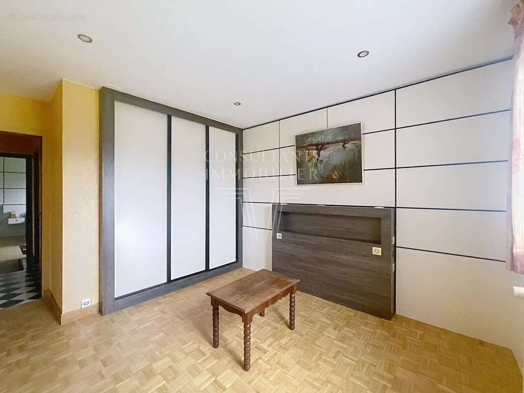 Maison à SAINT-MARTIN-AUX-CHARTRAINS