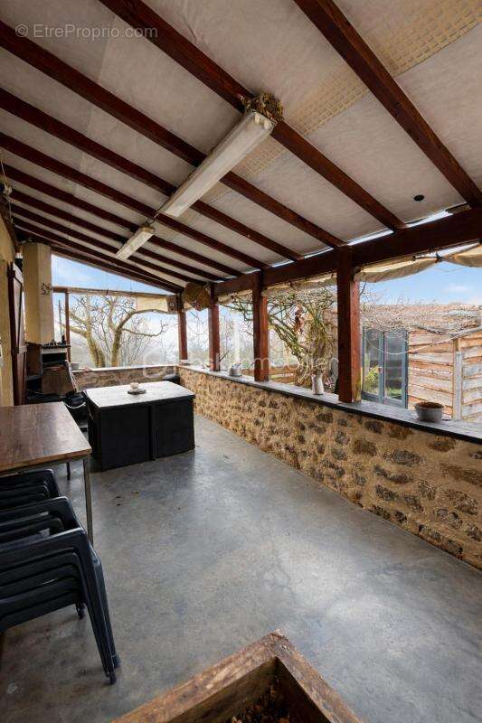Maison à ISSERTEAUX