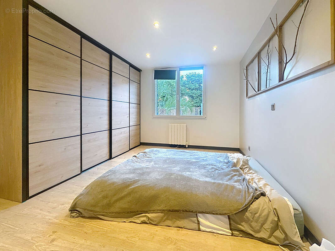 Maison à SAINT-MEDARD-EN-JALLES