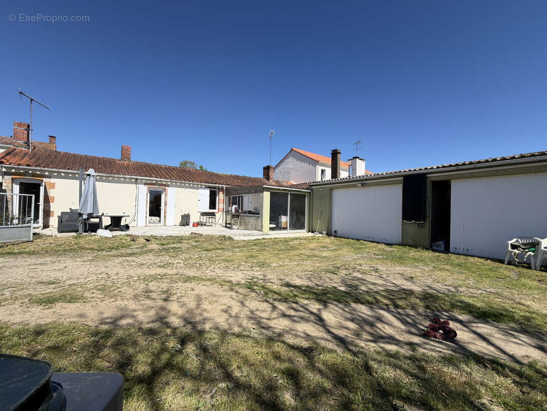 Maison à MACHE