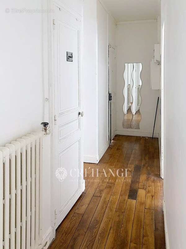 Appartement à PARIS-10E