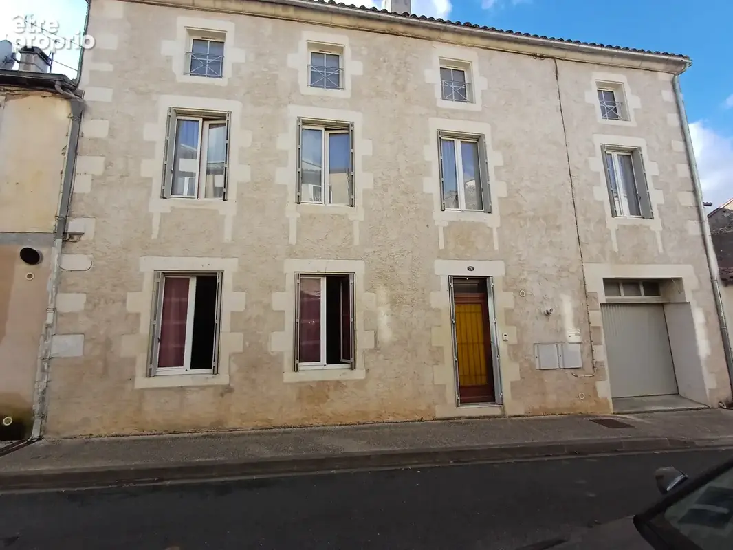Maison à RUFFEC