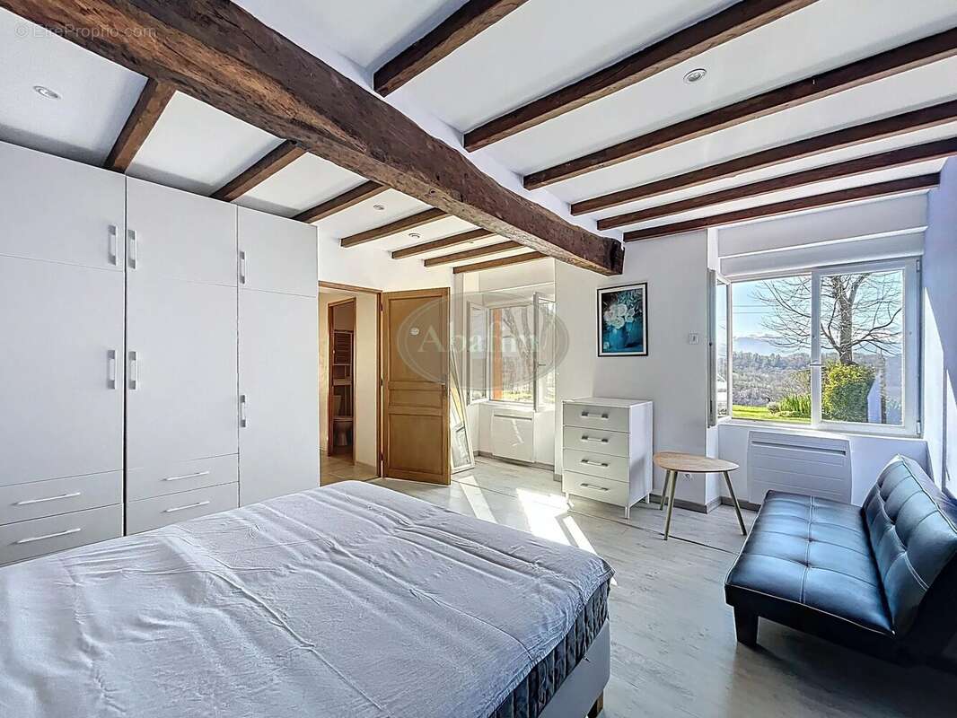 Maison à PERE