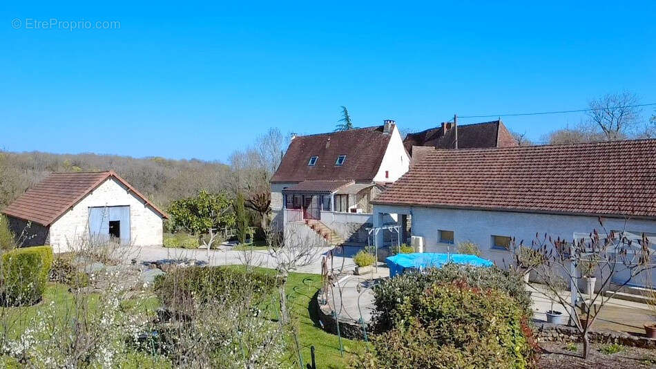 Maison à GINOUILLAC