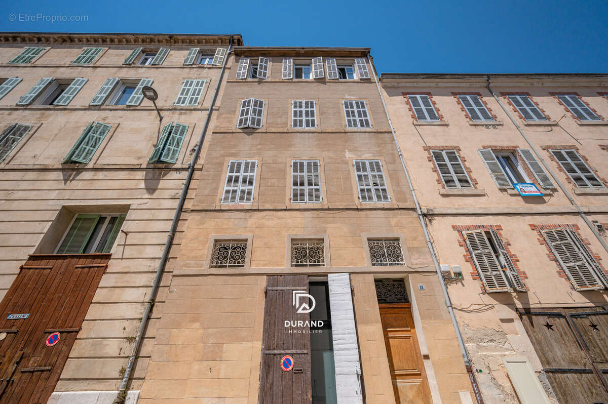 Appartement à MARSEILLE-6E